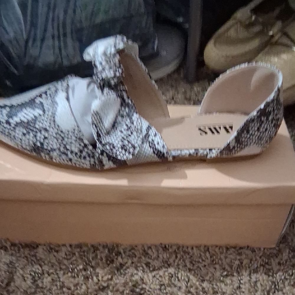Black and White Snake Print Flats with d'Orsay Design